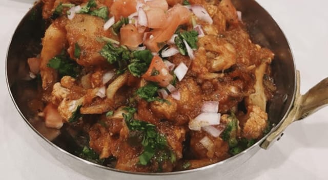 VEG VINDALOO.